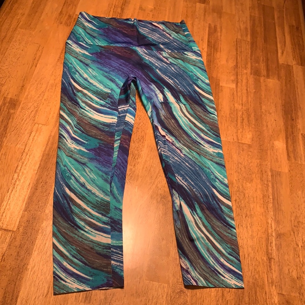 K-Deer leggings.